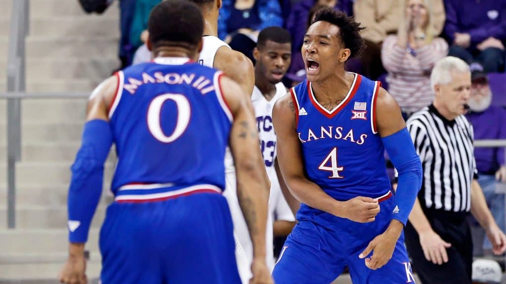 Frank Mason e Devonte' Graham (Kansas)