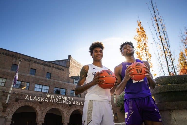 Isaiah Stewart e Jaden McDaniels Washington