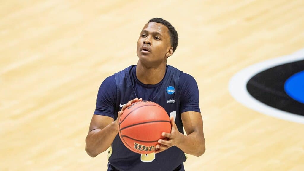 Max Abmas NCAA