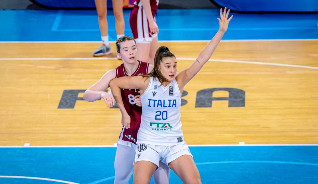 Elisa Leghissa - Italia