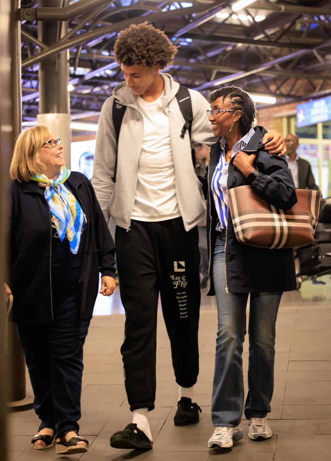 Patrizia, Nate e Godelive all'areoporto di Kigali la scorsa estate